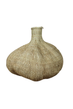 Garlic Gourd woven basket - Zimbabwe - 18.12