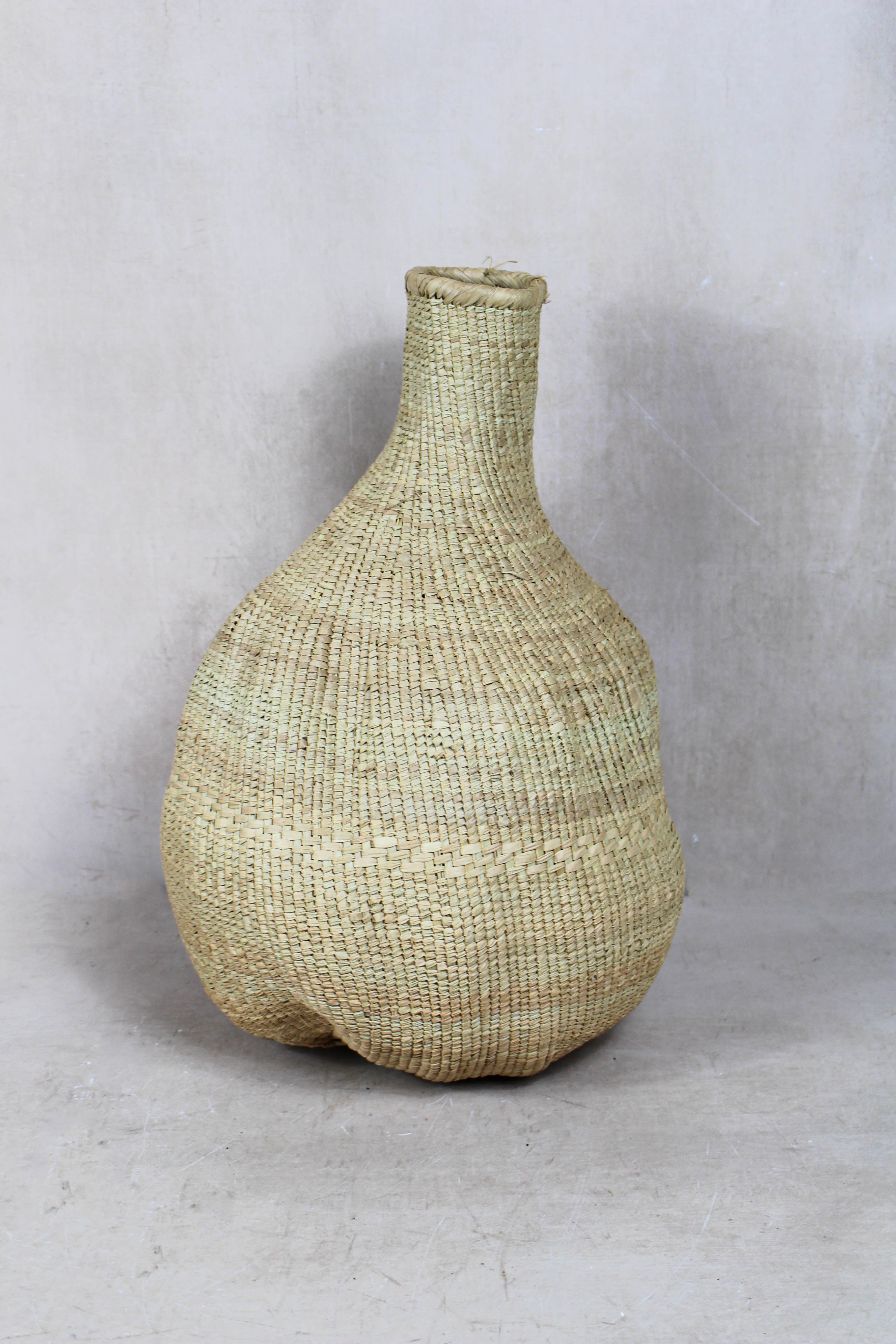 Garlic Gourd woven basket - Zimbabwe - 18.13