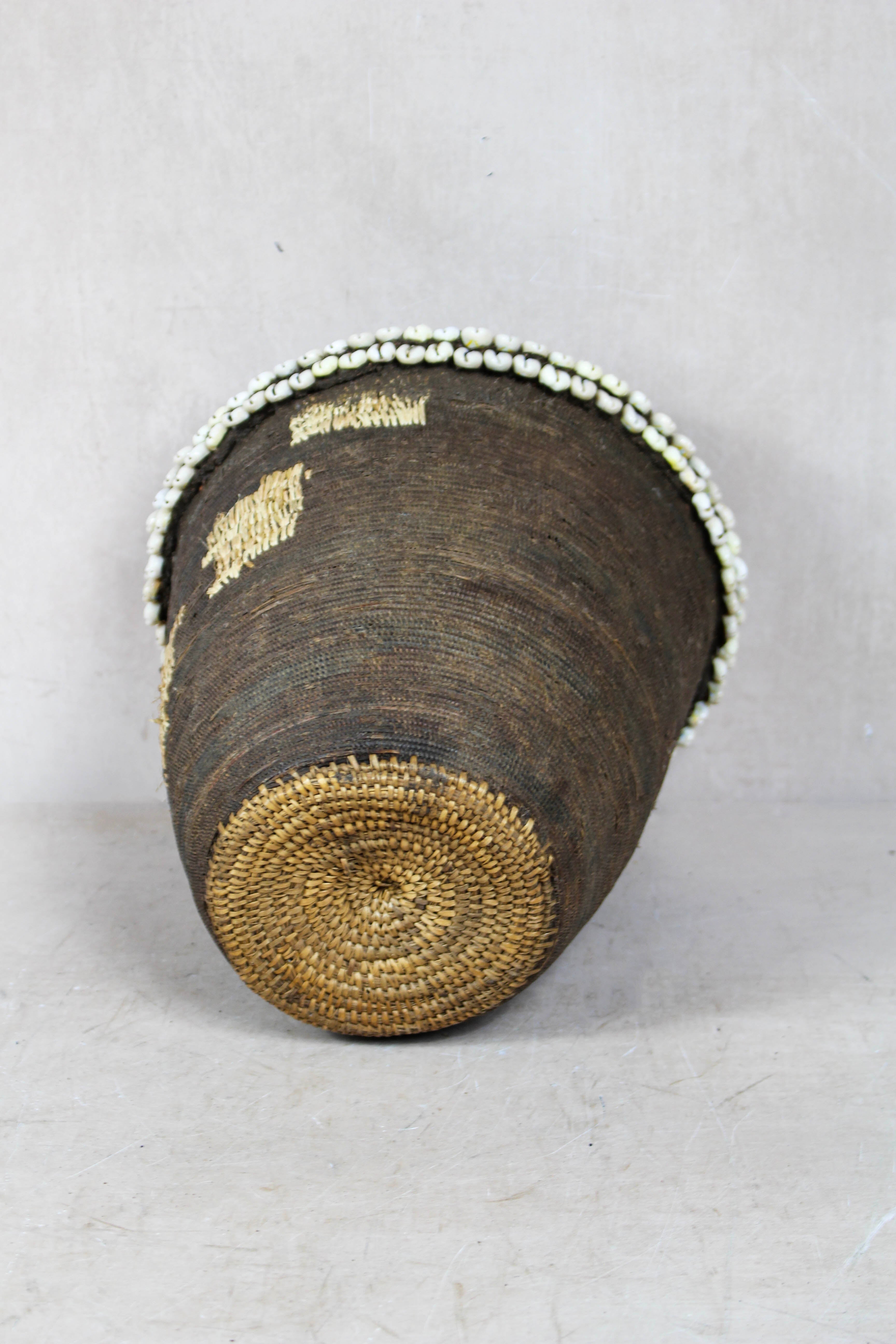 Vintage Tutsi Basket - Rwanda - with Cowrie shells - 106.11