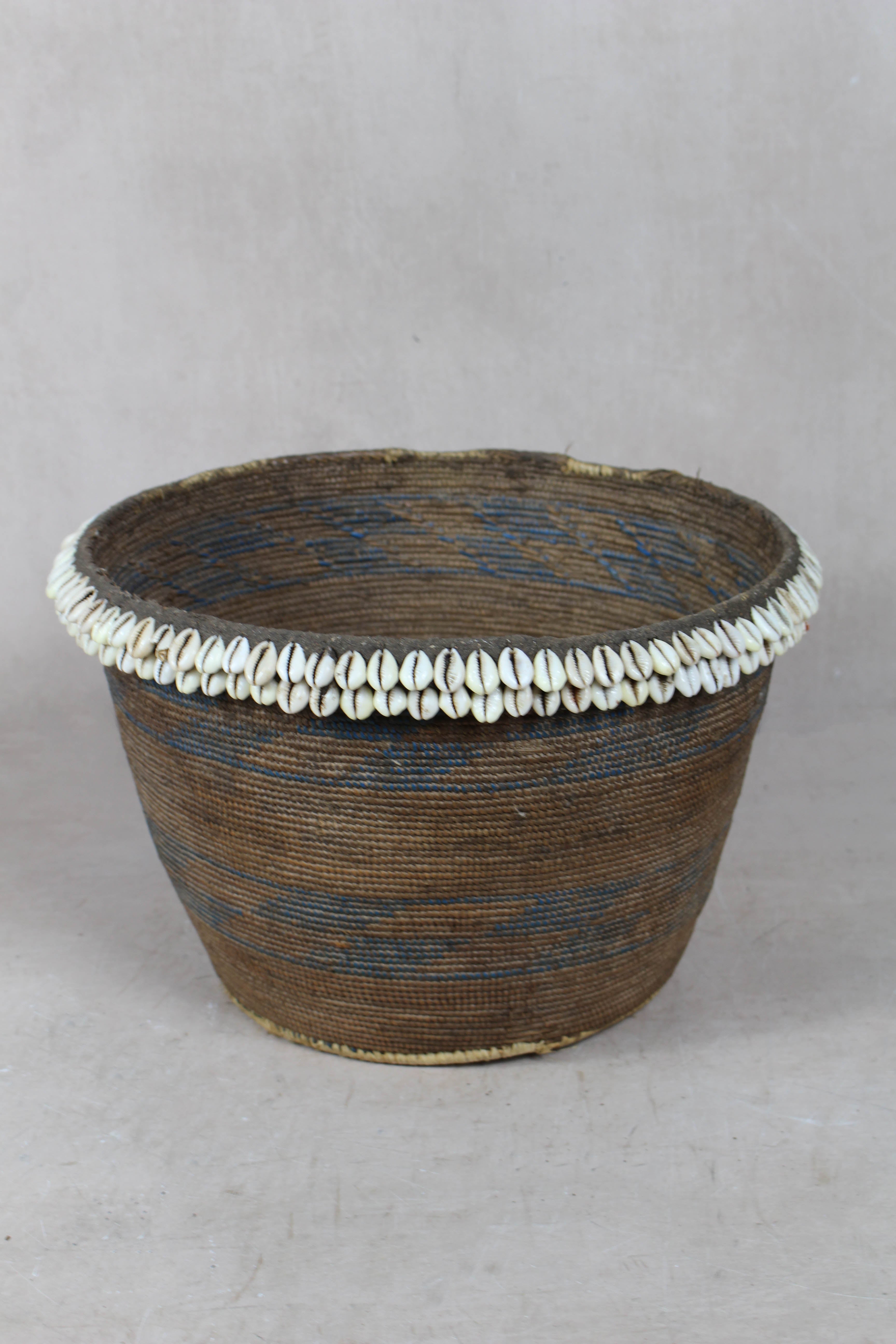 Vintage Tutsi Basket - Rwanda - with Cowrie shells - 106.12
