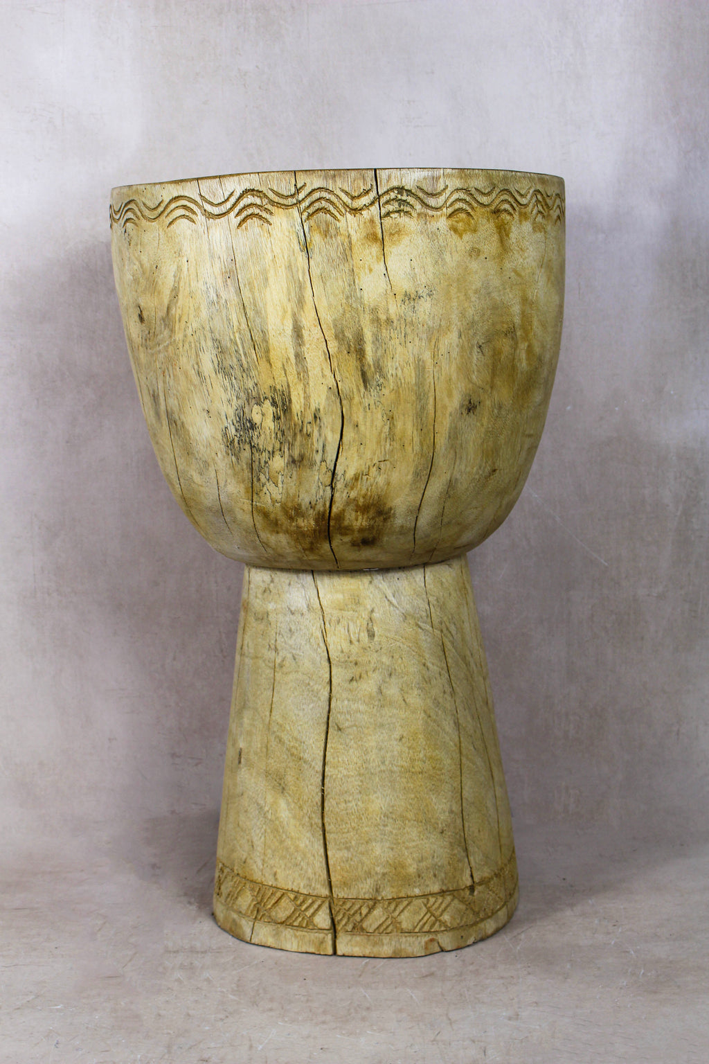 Tapered Wood Side Table - Cameroon - 93.8