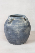 Vintage Lion Ears Dark Pot - DE.17