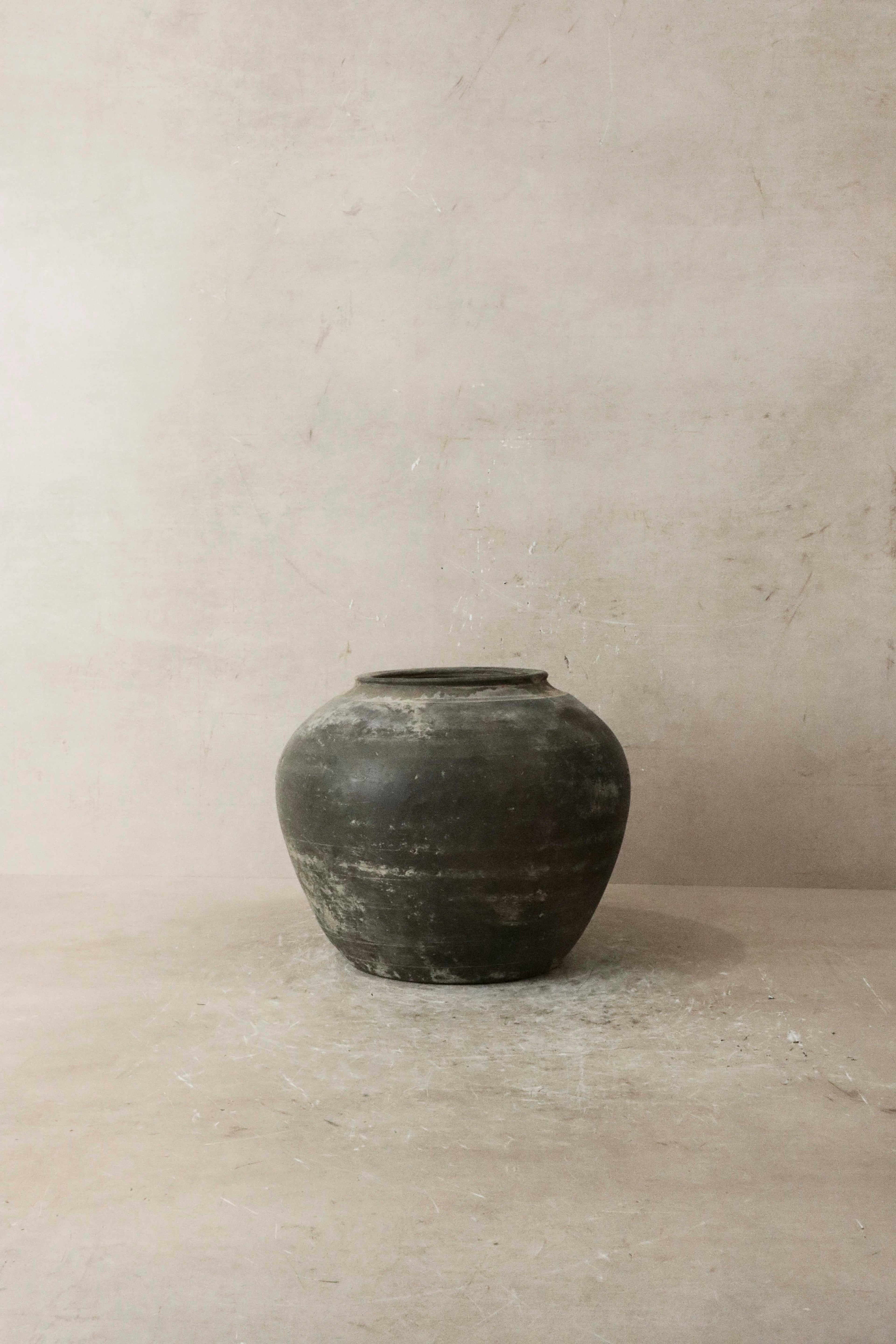 Vintage Dark Pot n° 40