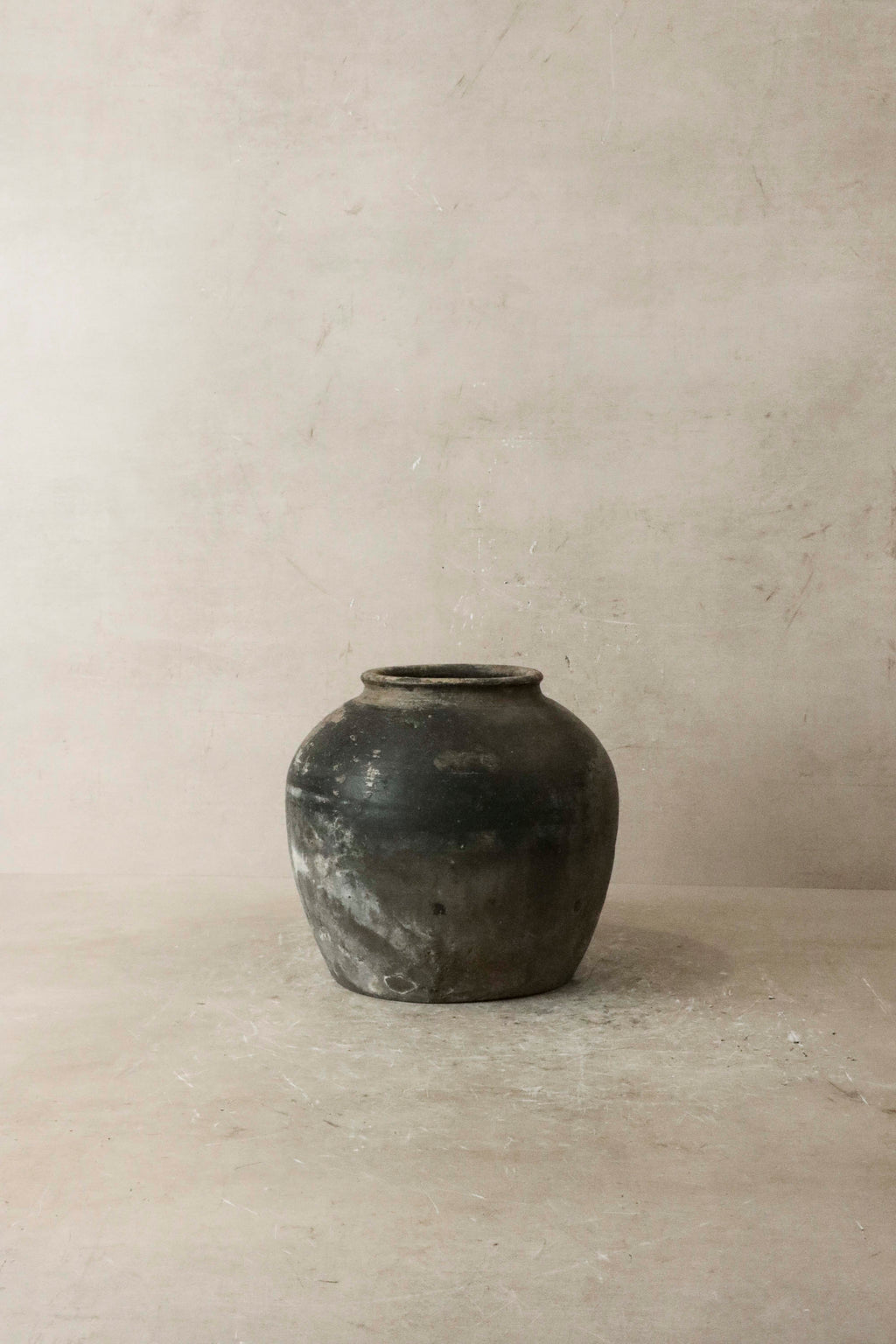 Vintage Dark Pot n° 43