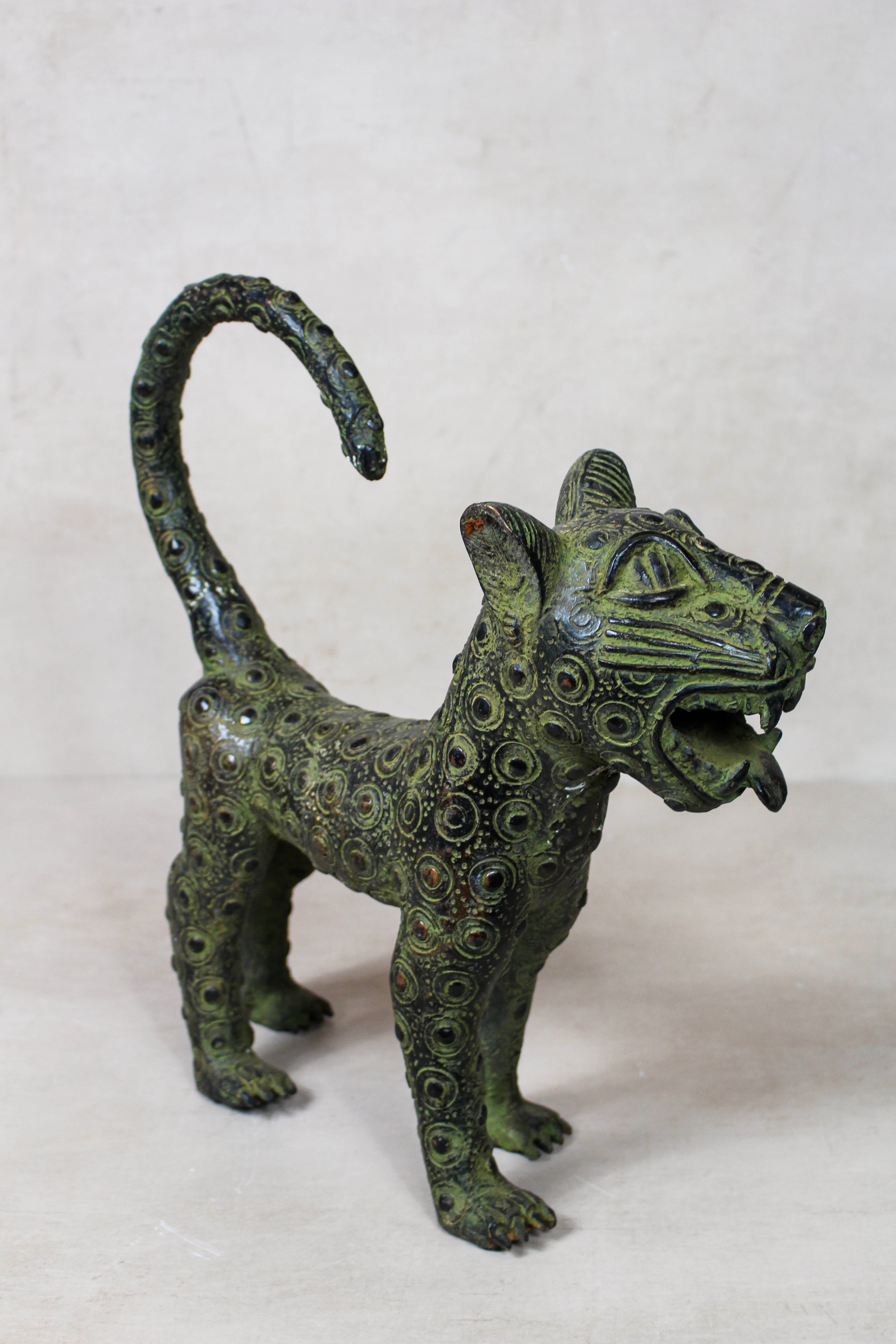 Benin Bronze Leopard sculpture - Large 107.1