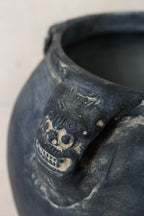 Vintage Lion Ears Dark Pot - DE.20