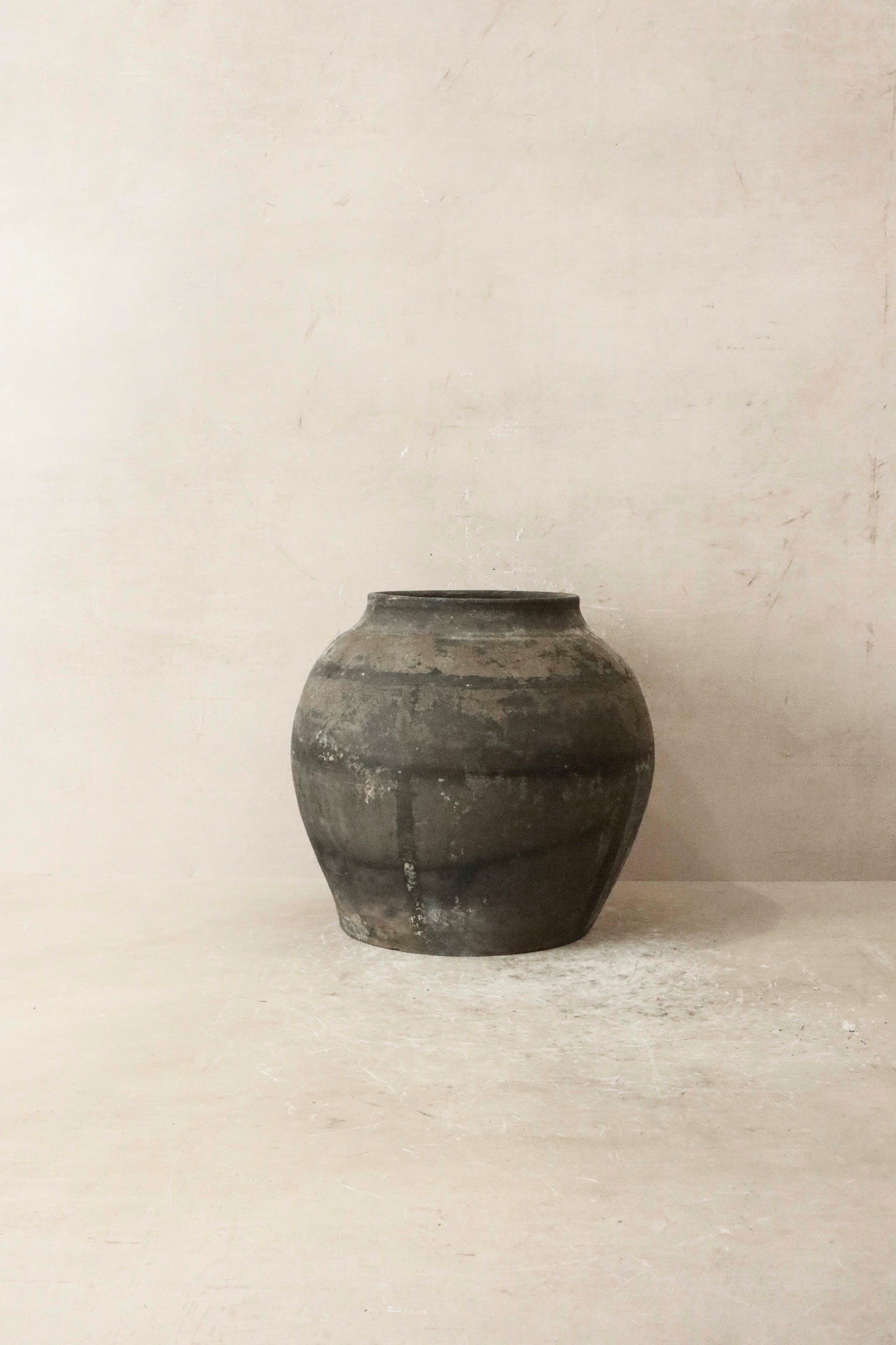 Vintage Dark Pot n° 47
