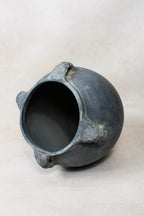 Vintage Lion Ears Dark Pot - DE.29
