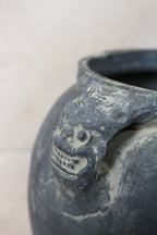 Vintage Lion Ears Dark Pot - DE.30