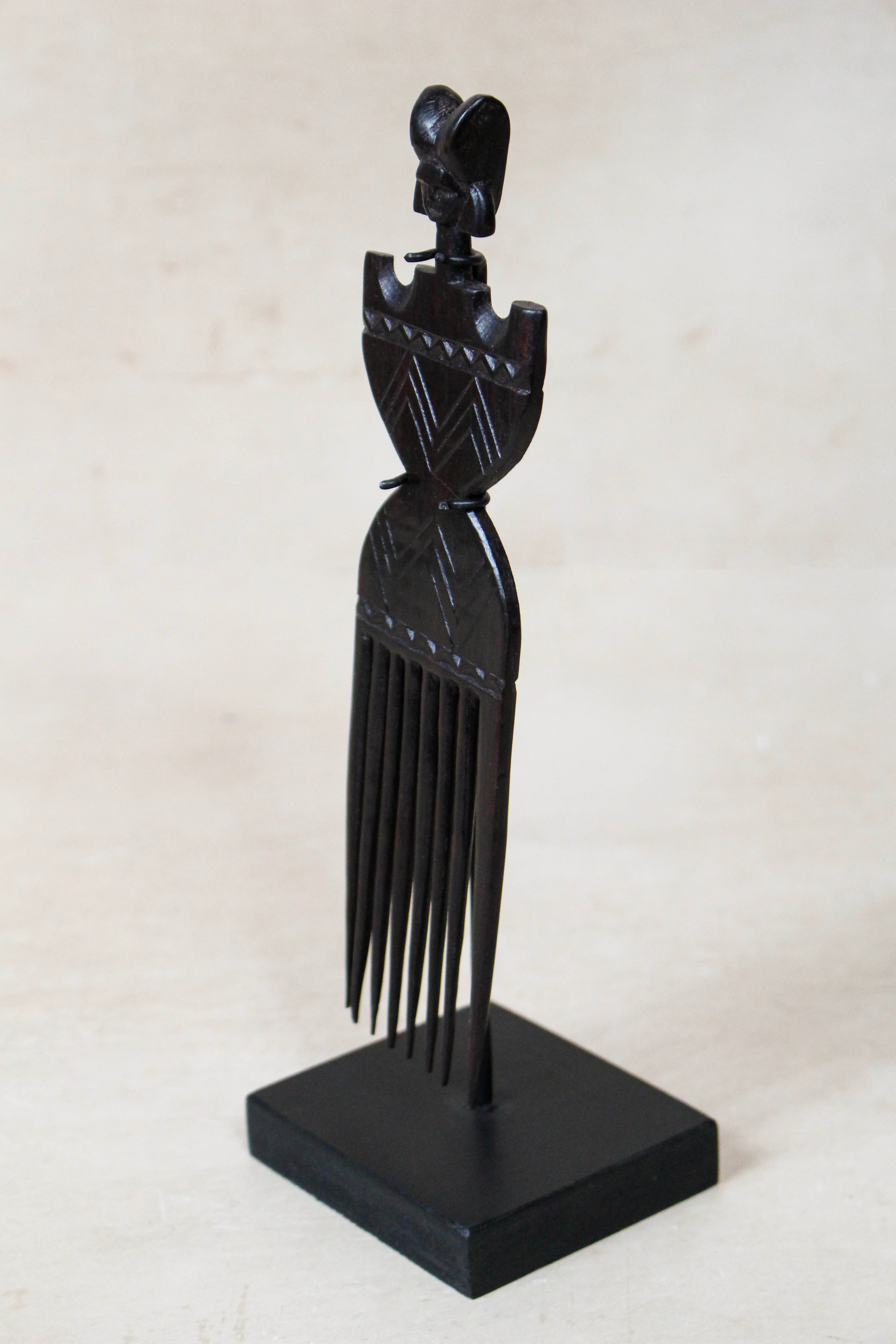 West African Carved Comb  240.1