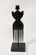 West African Carved Comb 240.3