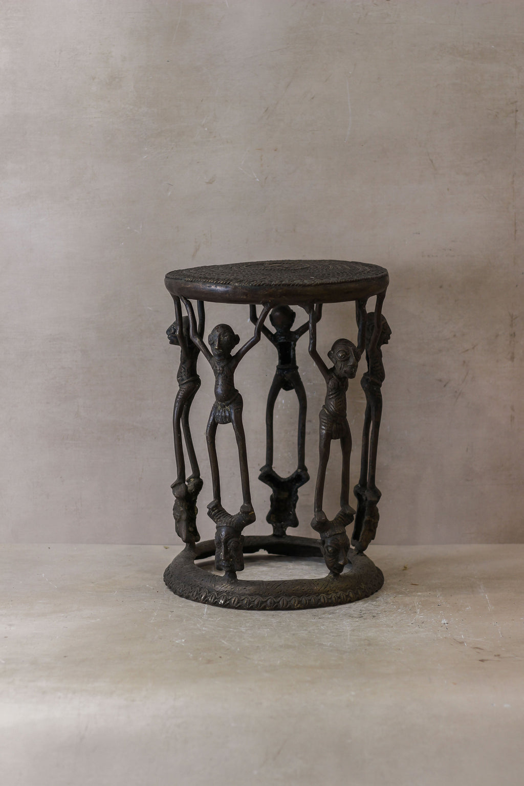 Benin Bronze Table 70.1