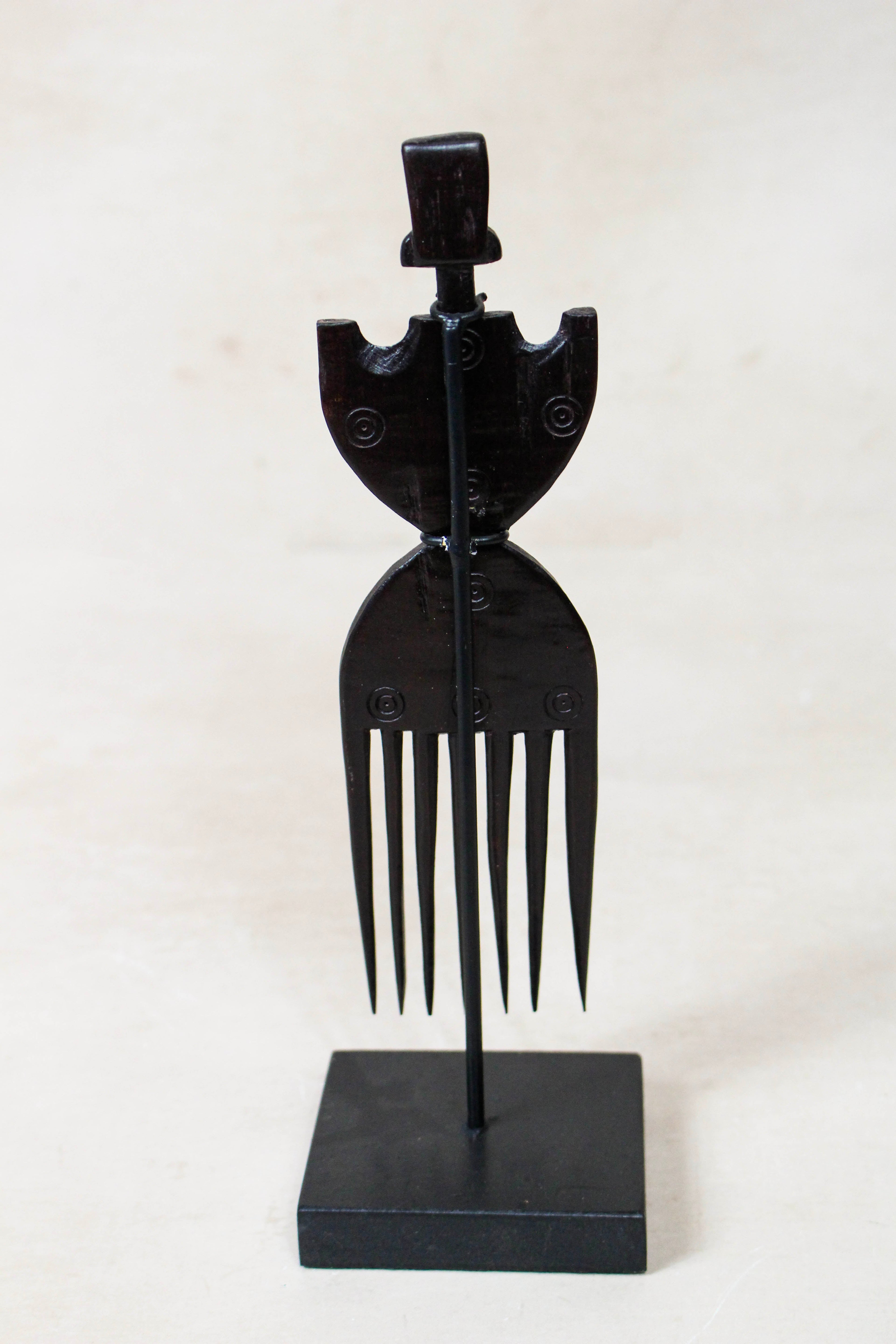 West African Carved Comb 240.4