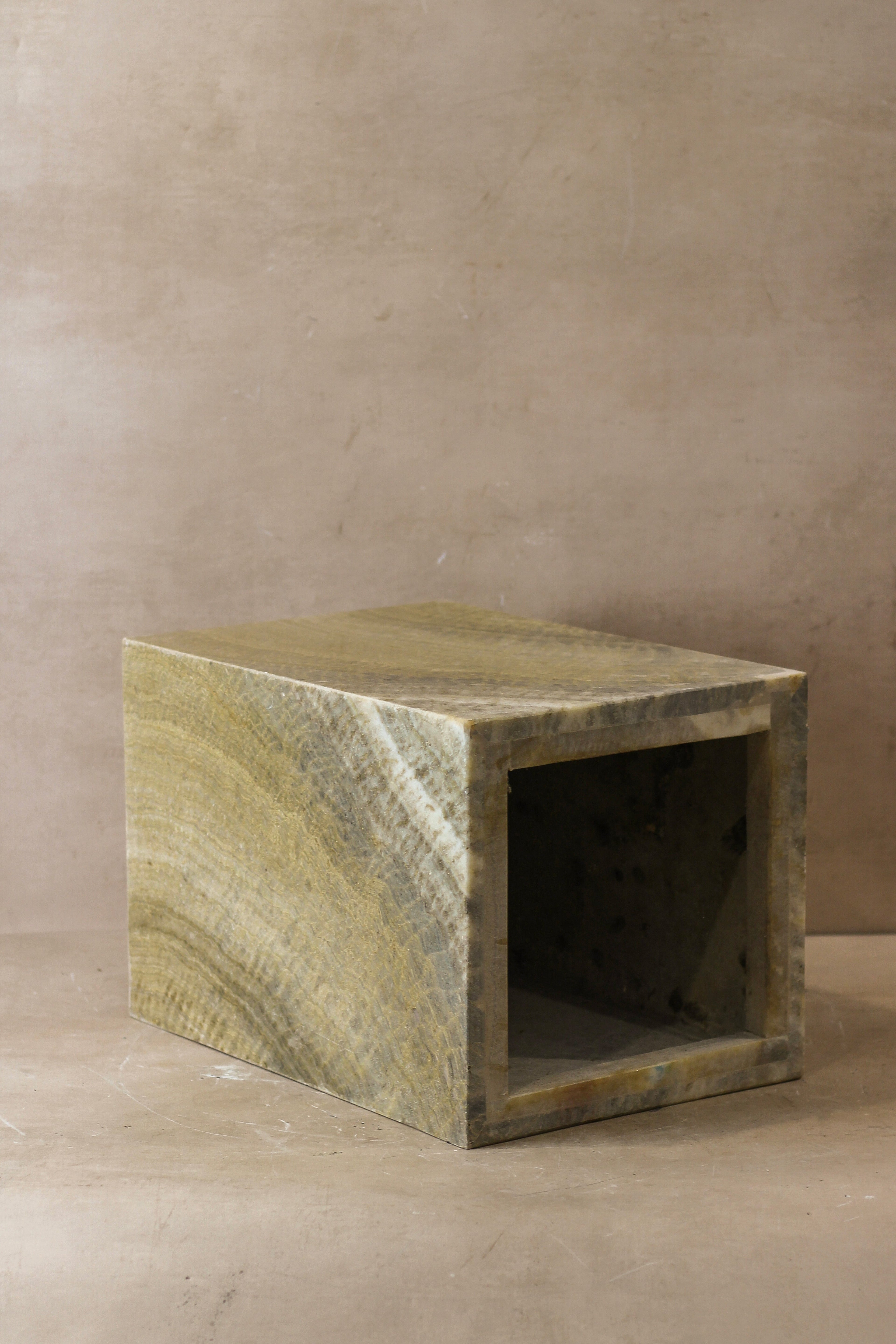 Onyx Side Table Pedestal - Hollow - No 8