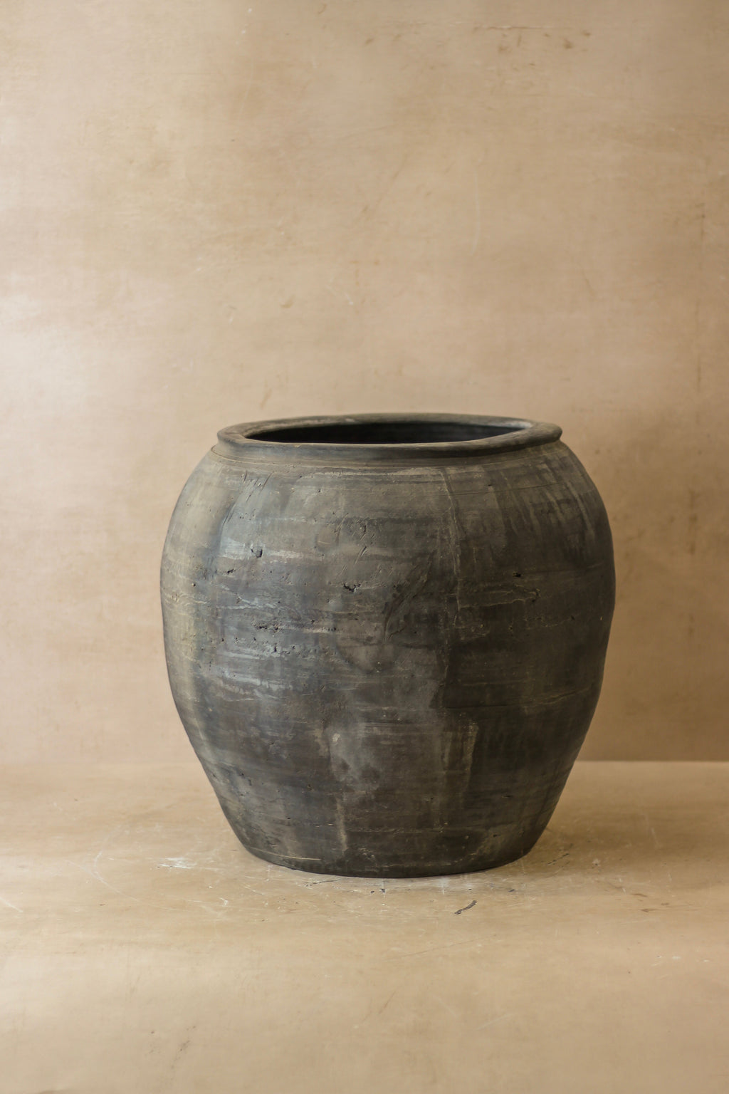 Vintage Dark Pot - No 54