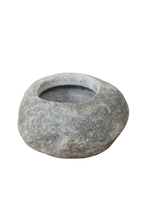River Stone Planter Pot 22.4