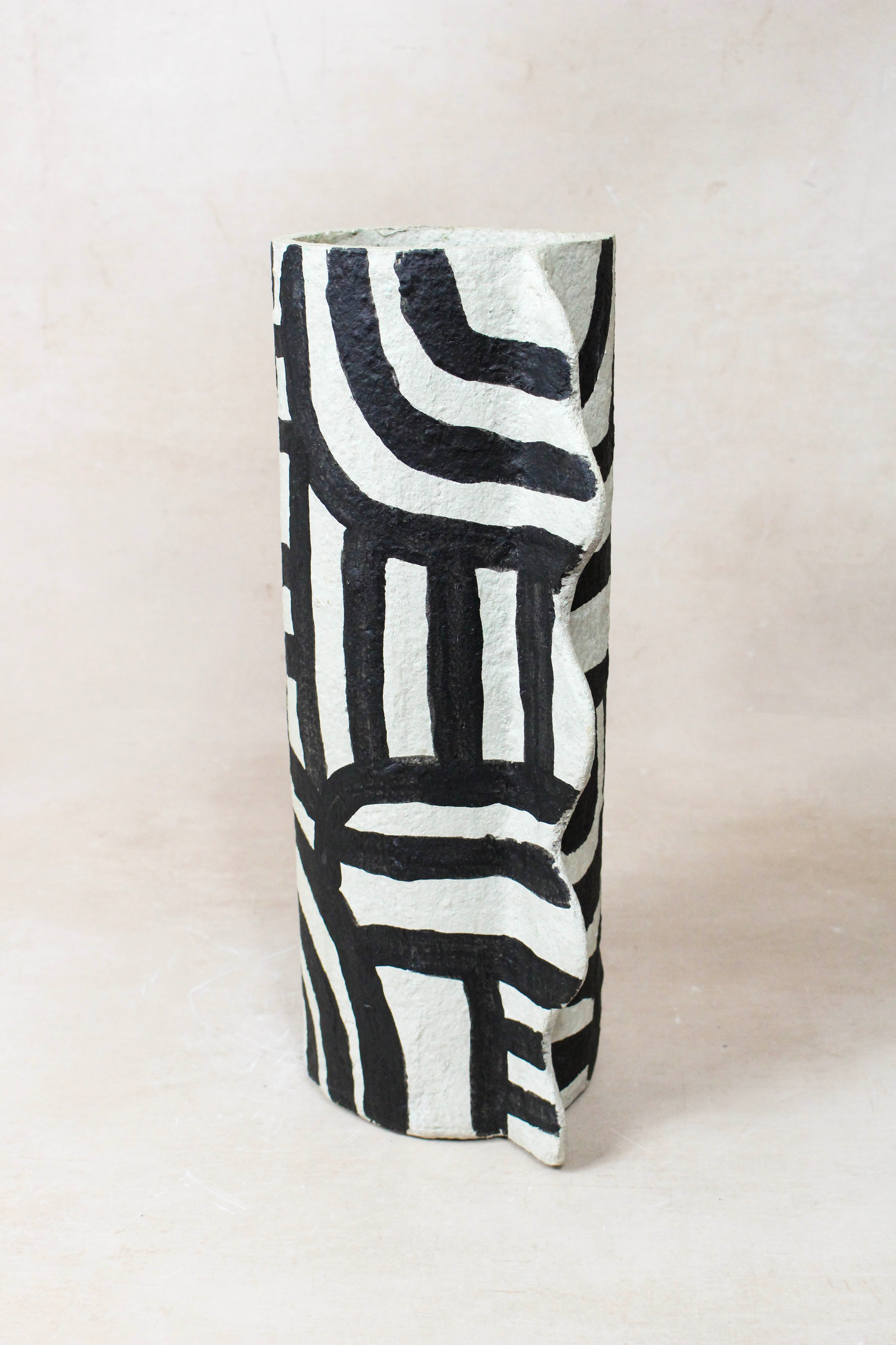 Ligagasi Paper Mache Vase Nº 53