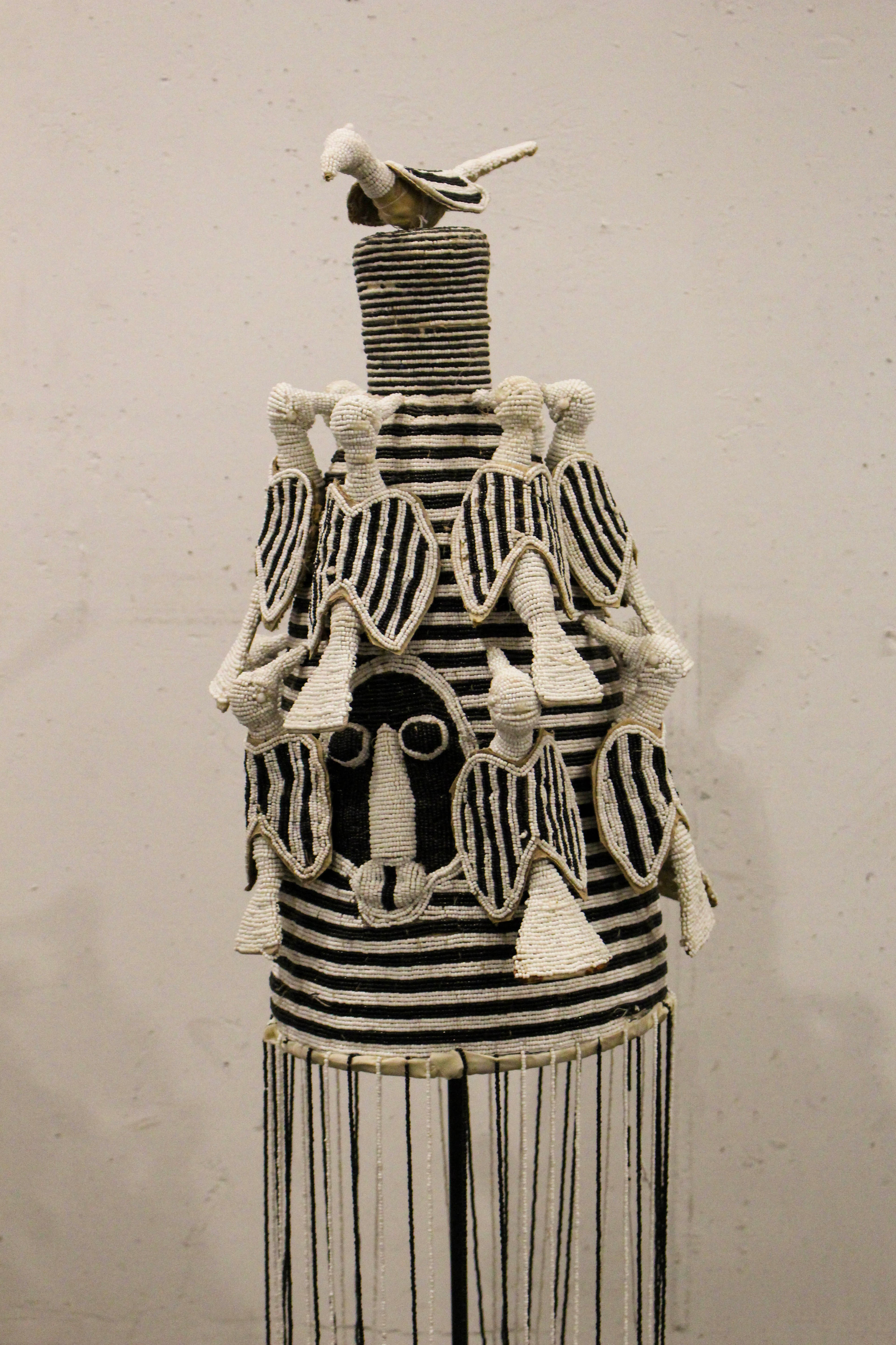 Yoruba Royal Crown Black & White - 15.3
