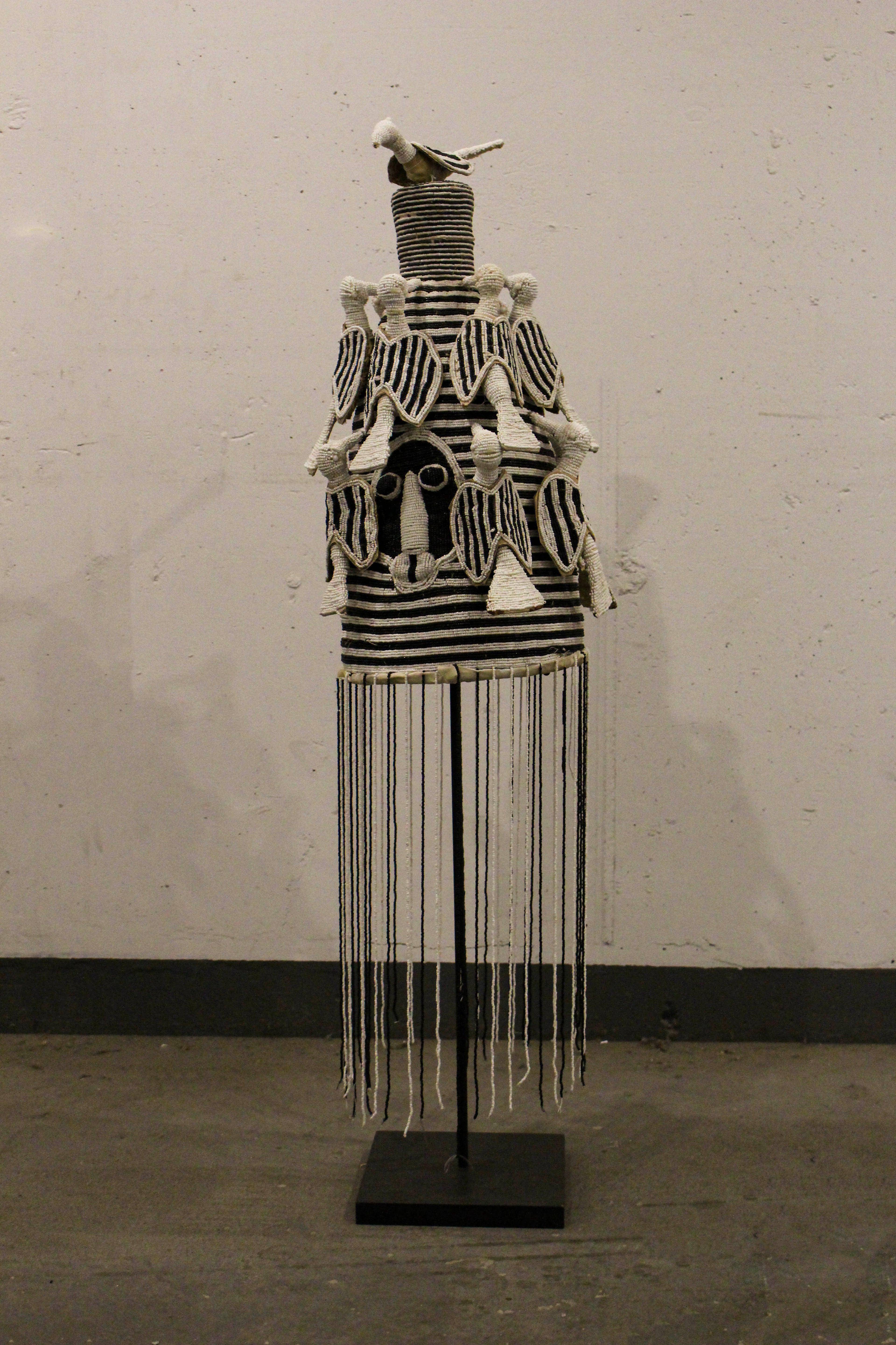 Yoruba Royal Crown Black & White - 15.3