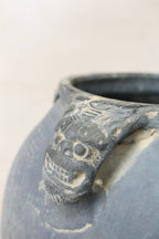 Vintage Lion Ears Dark Pot - DE.36