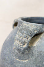 Vintage Lion Ears Dark Pot - DE.37