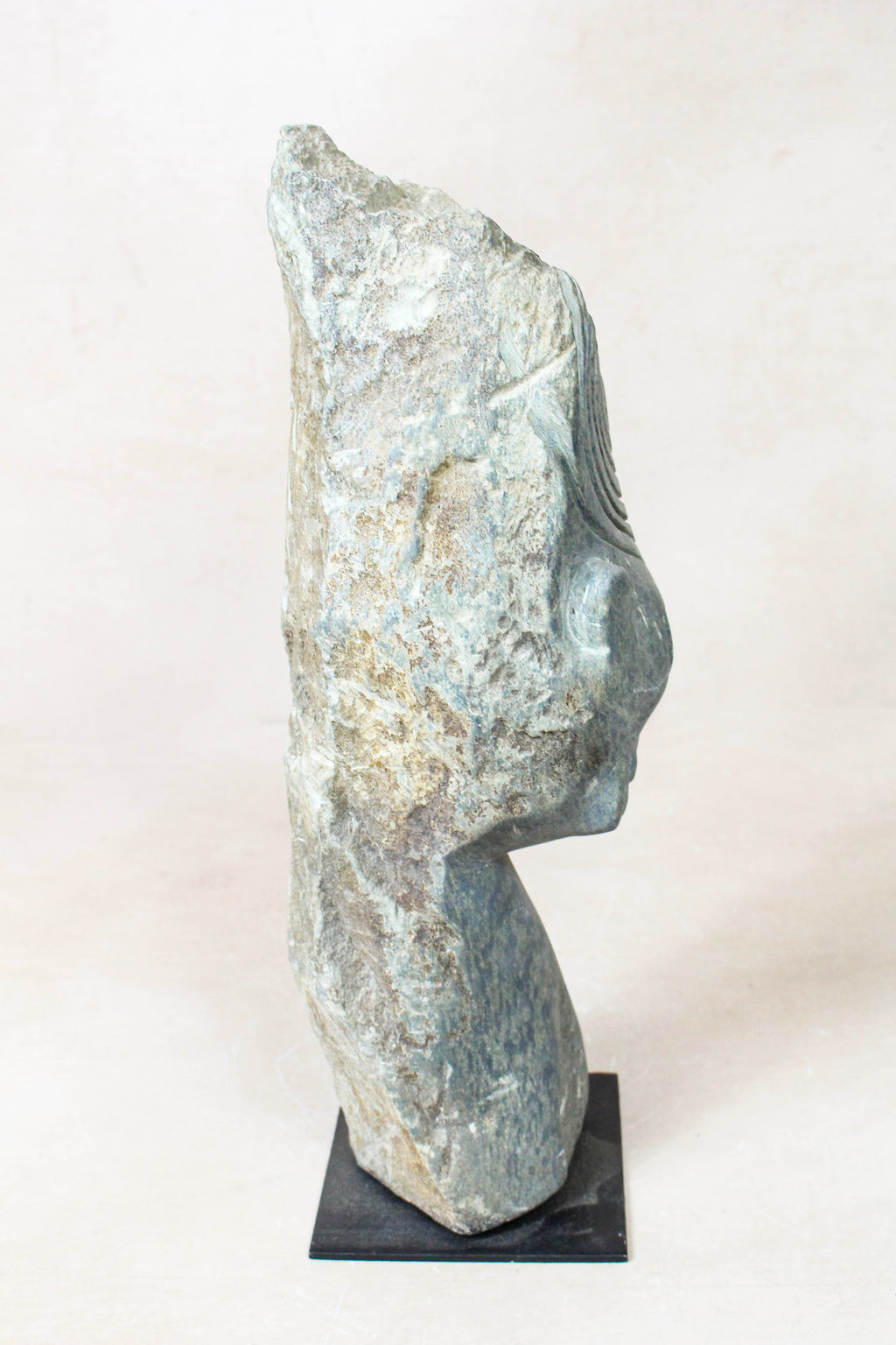 Stone head sculpture by Rizimu Chiwawa Zimbabwe 3112