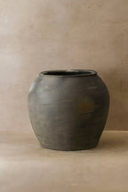 Vintage Dark Pot - No 60