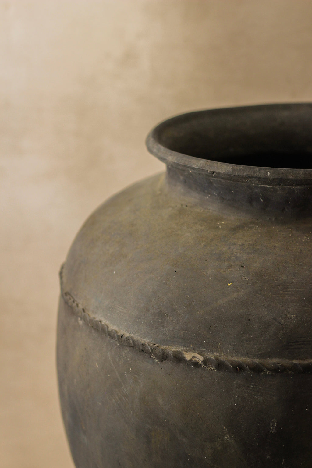 Vintage Black Asian Pots - VB01