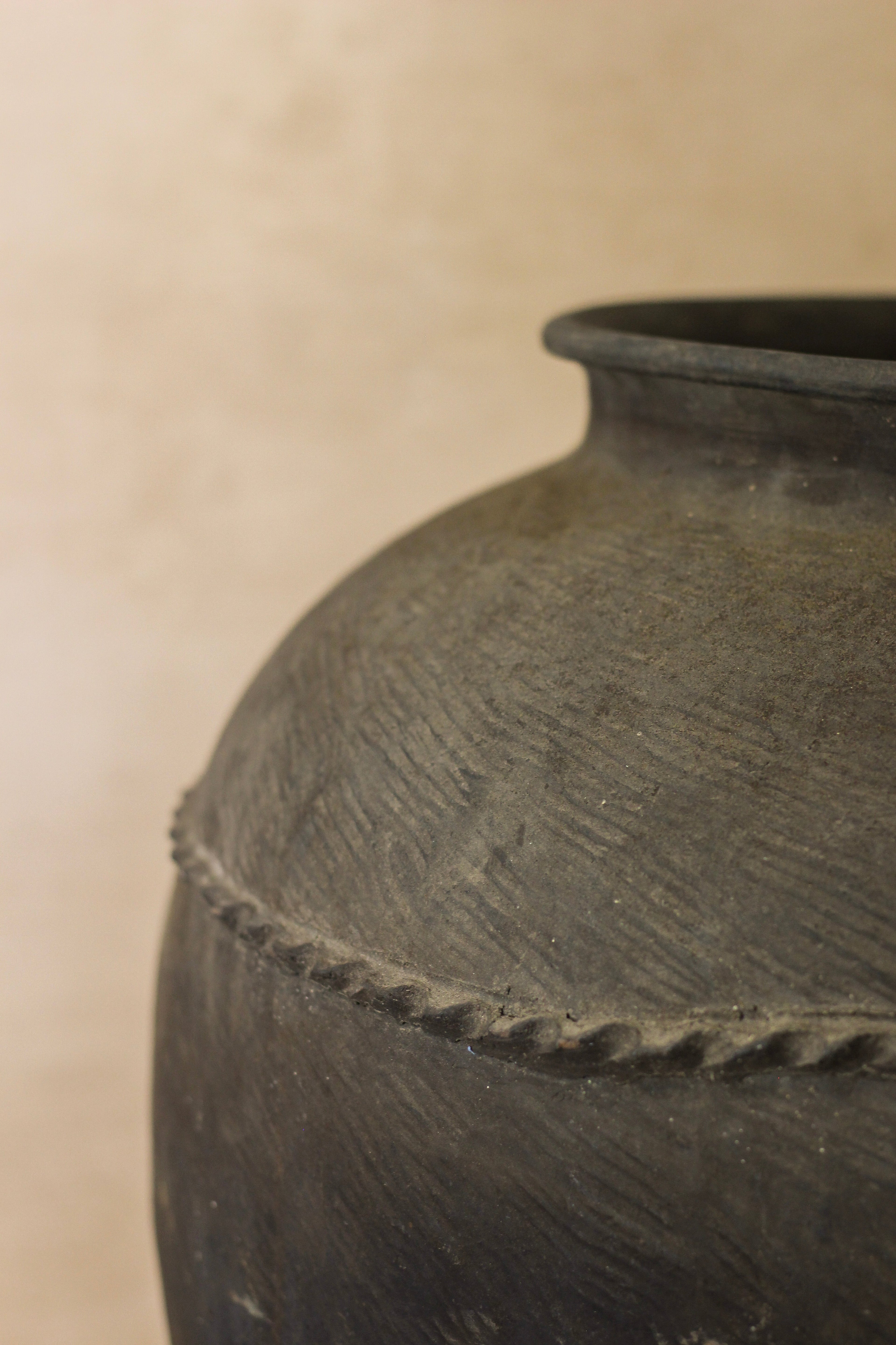 Vintage Black Asian Pots - VB04