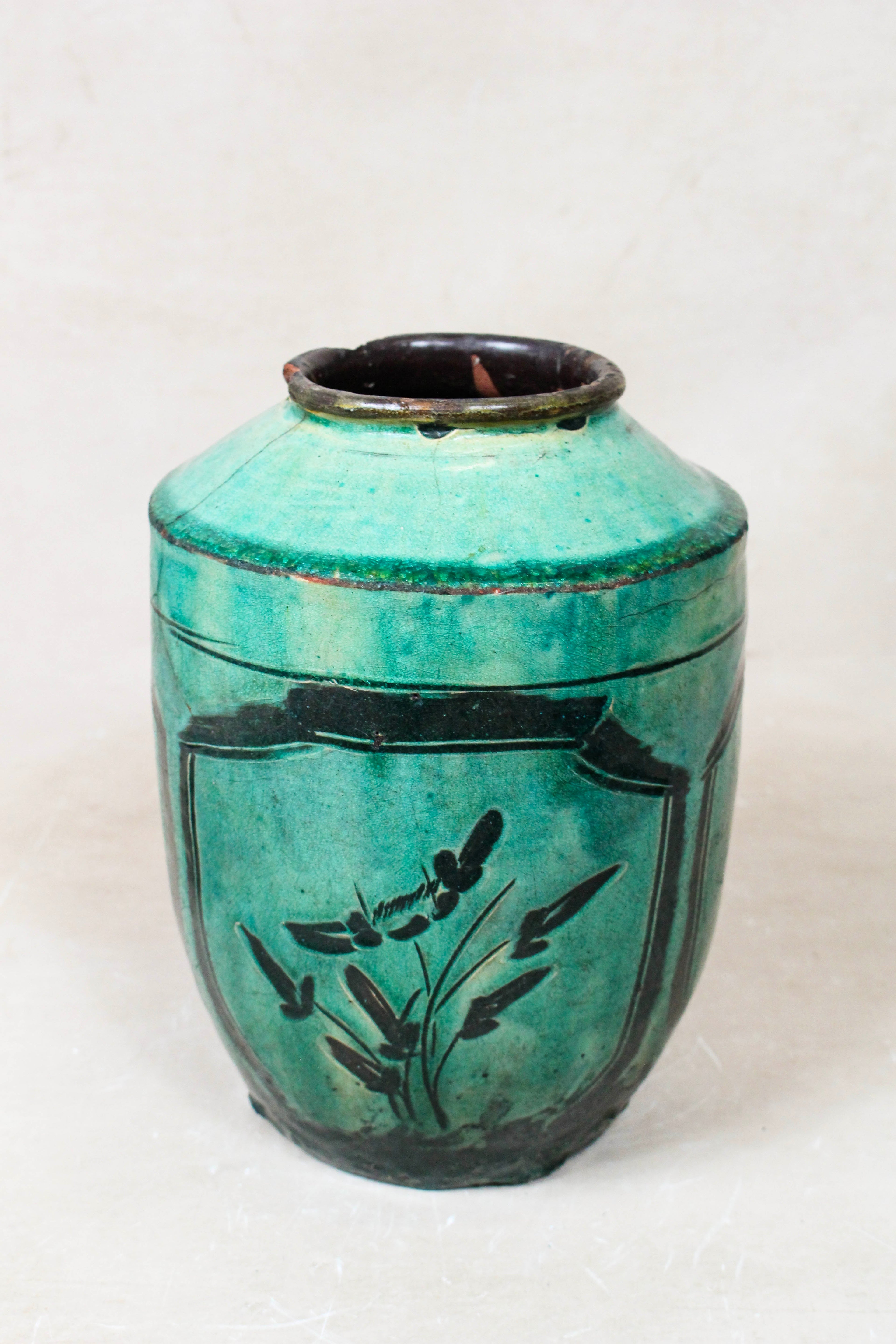 Vintage Emerald Green Pot - EGP 14