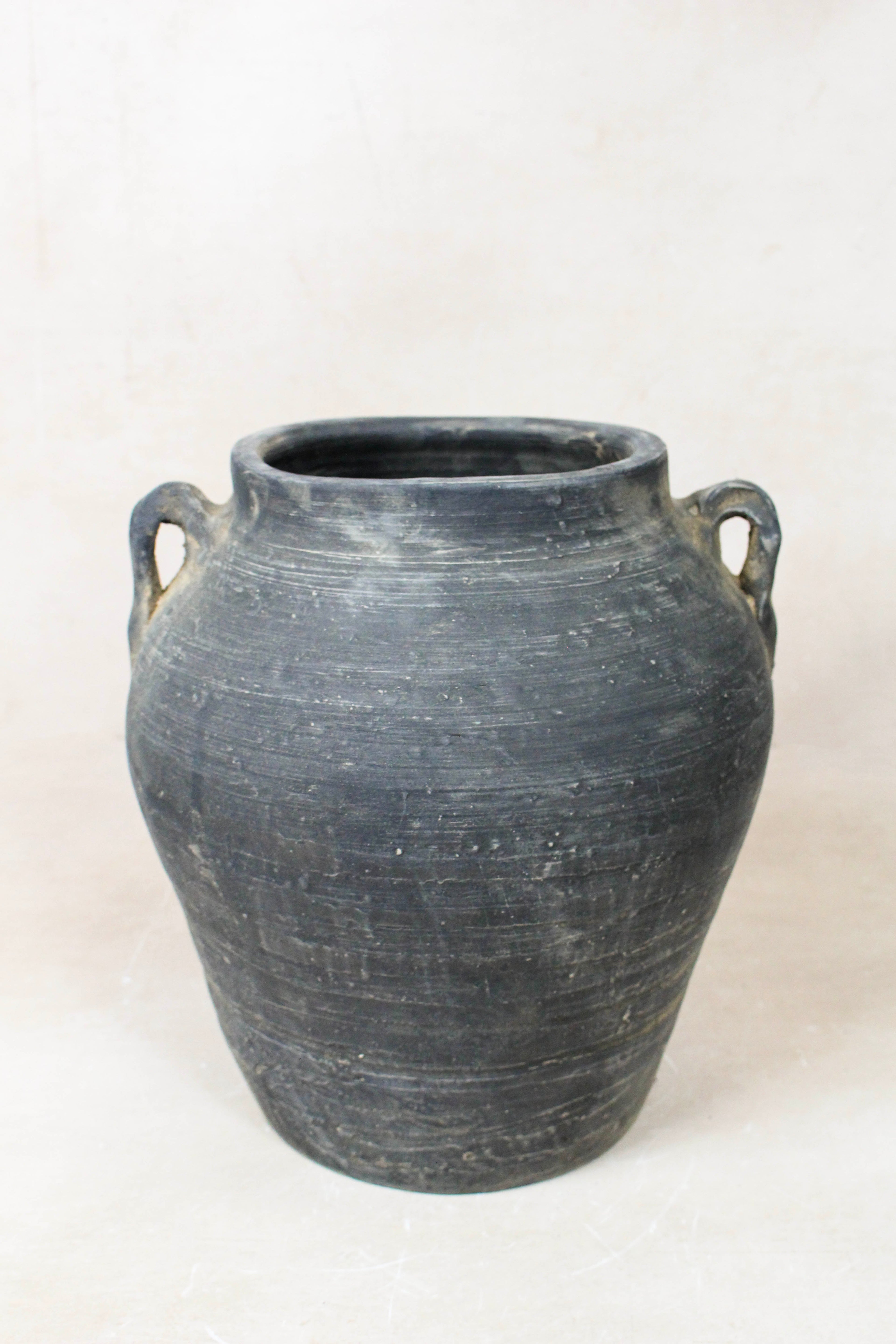 Vintage Dark pot with ears - E2.3