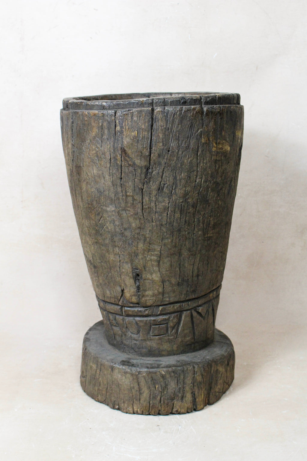 African Grain Stomper Table / Planter - 155.16