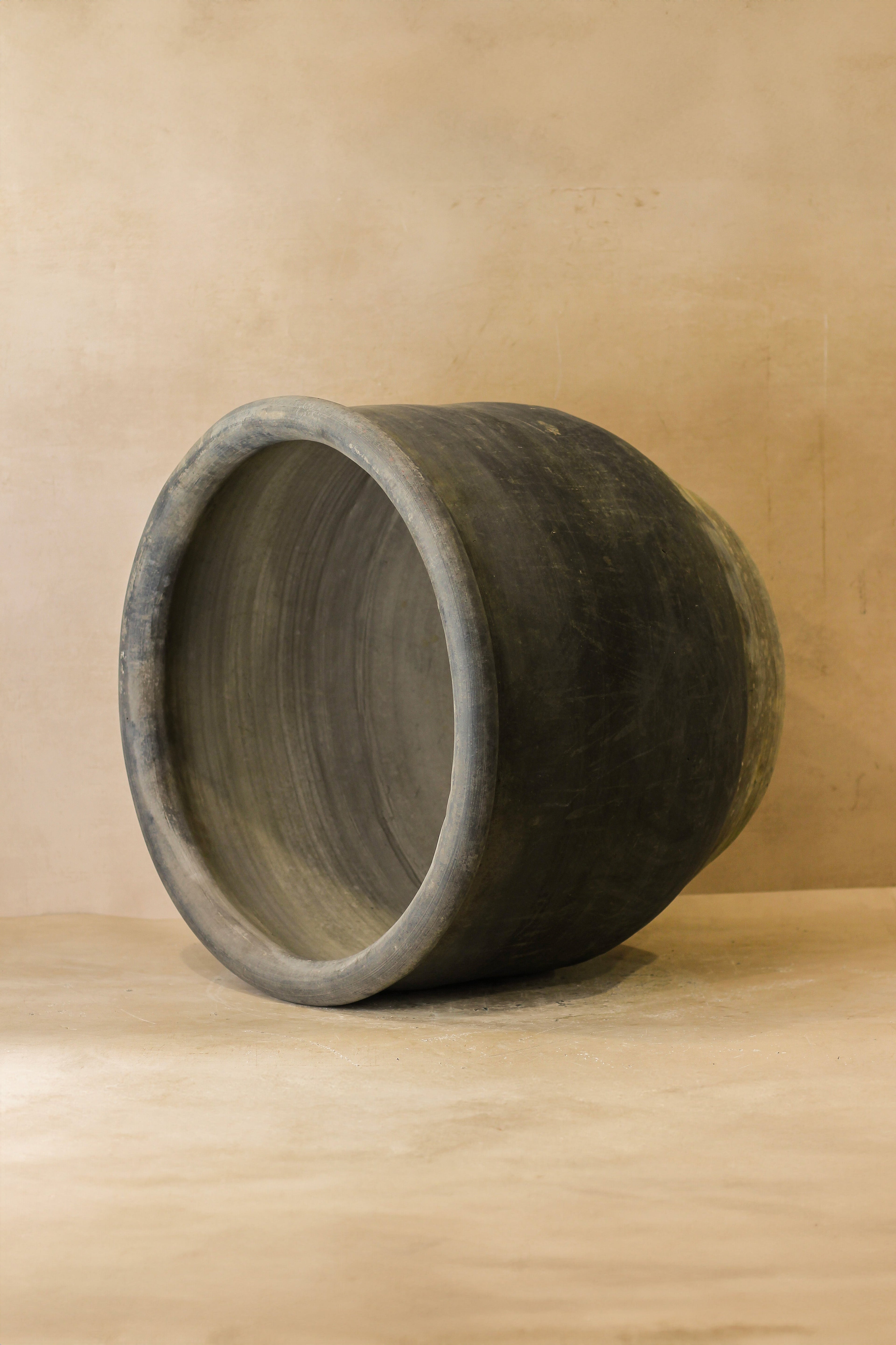 Big Old Grey Asian Pots - L009