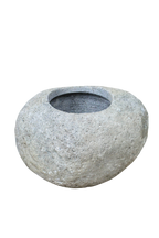 River Stone Planter Pot 22.6