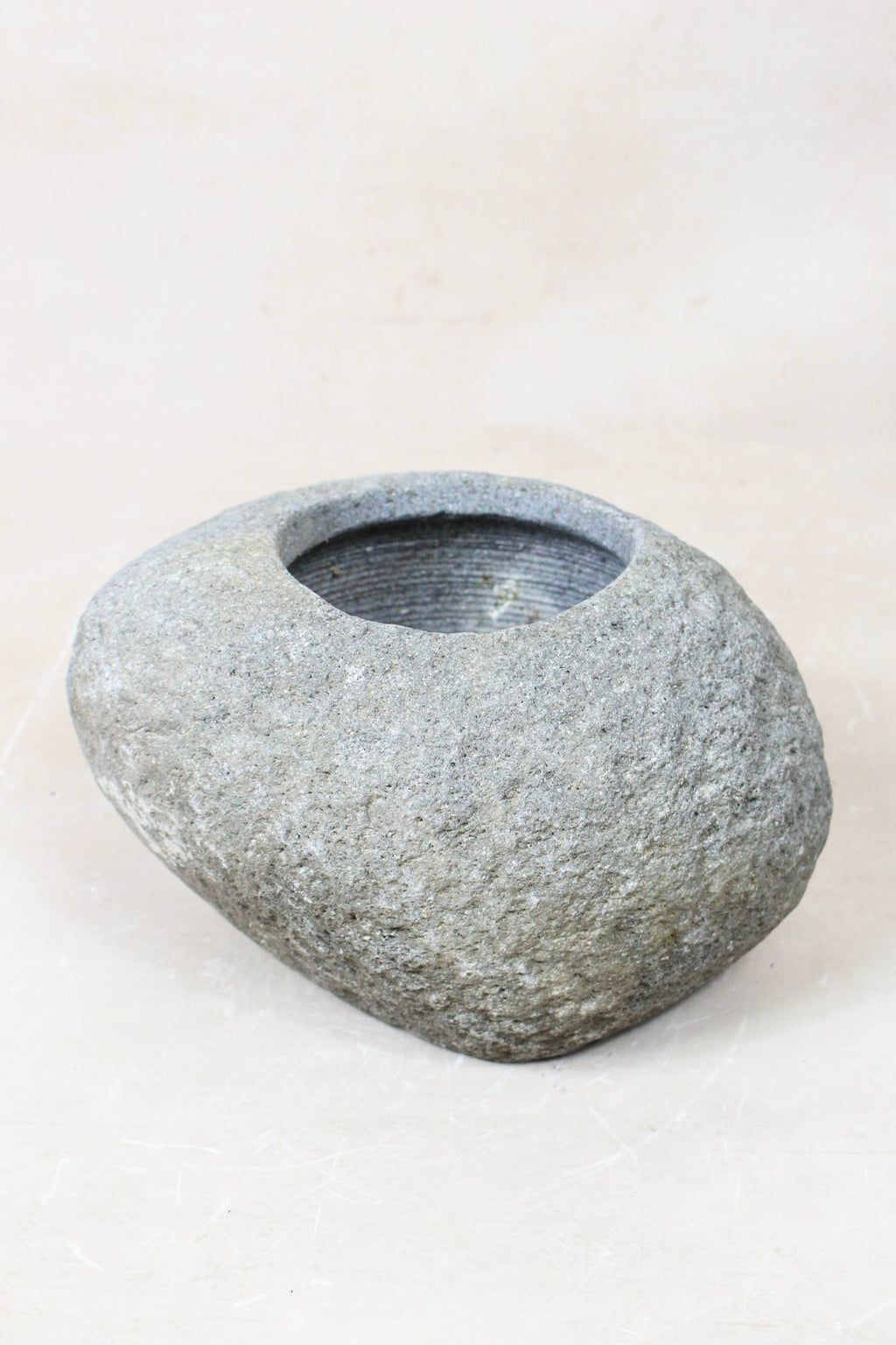 River Stone Planter Pot 22.6