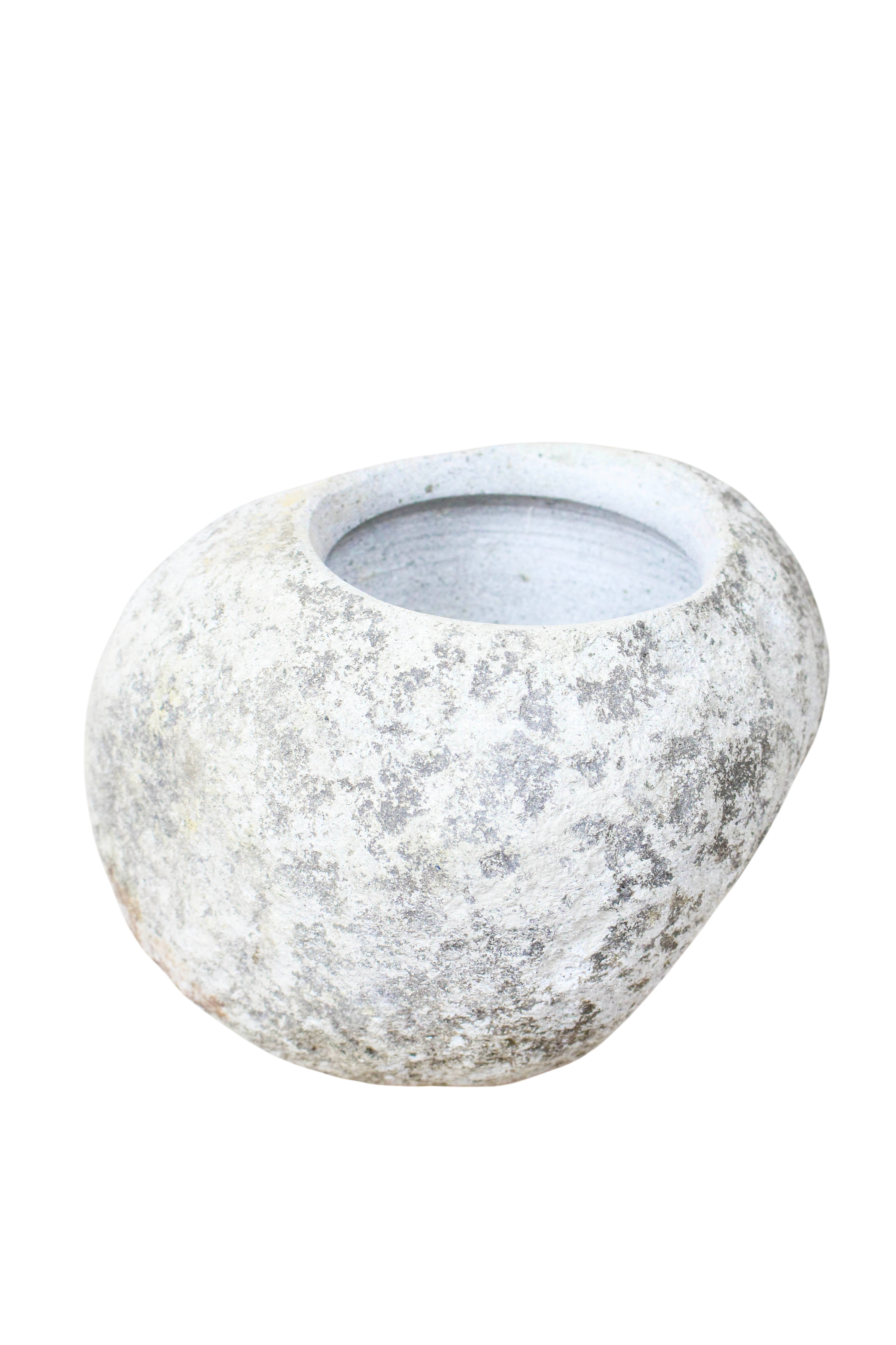 River Stone Planter Pot 22.7