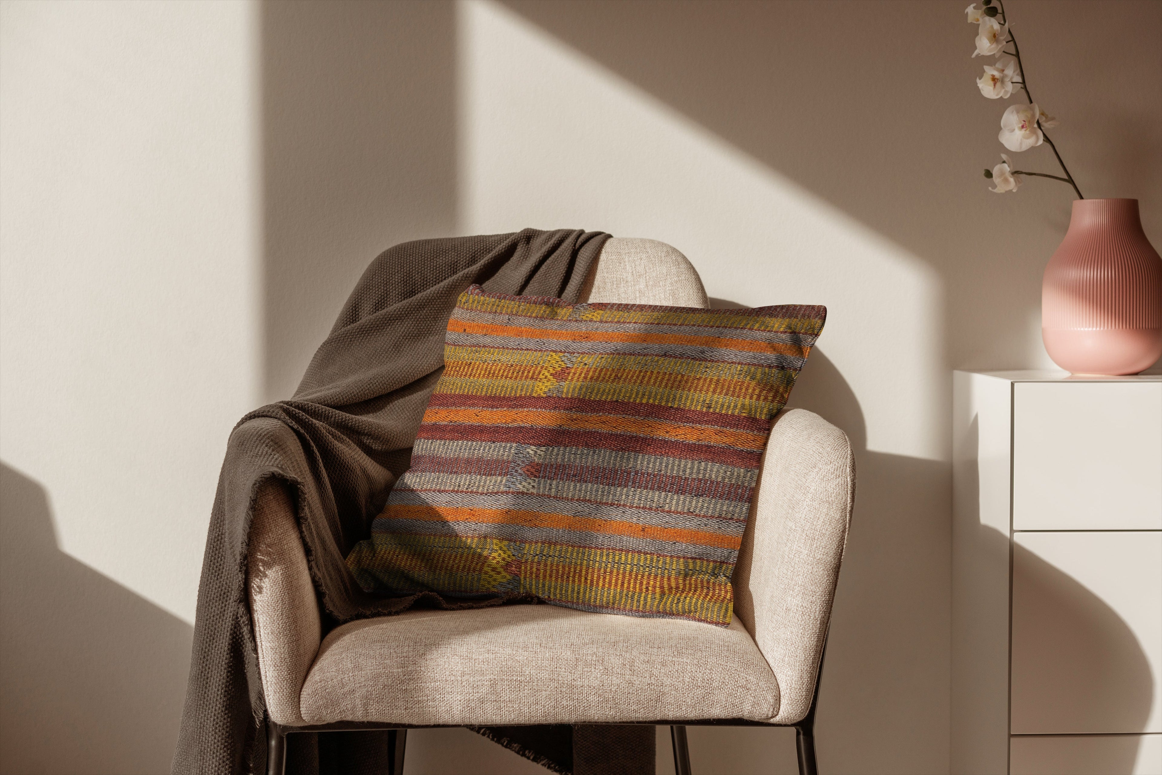 Turkish Kilim Vintage Cushion Cover - 40 x 40 cm