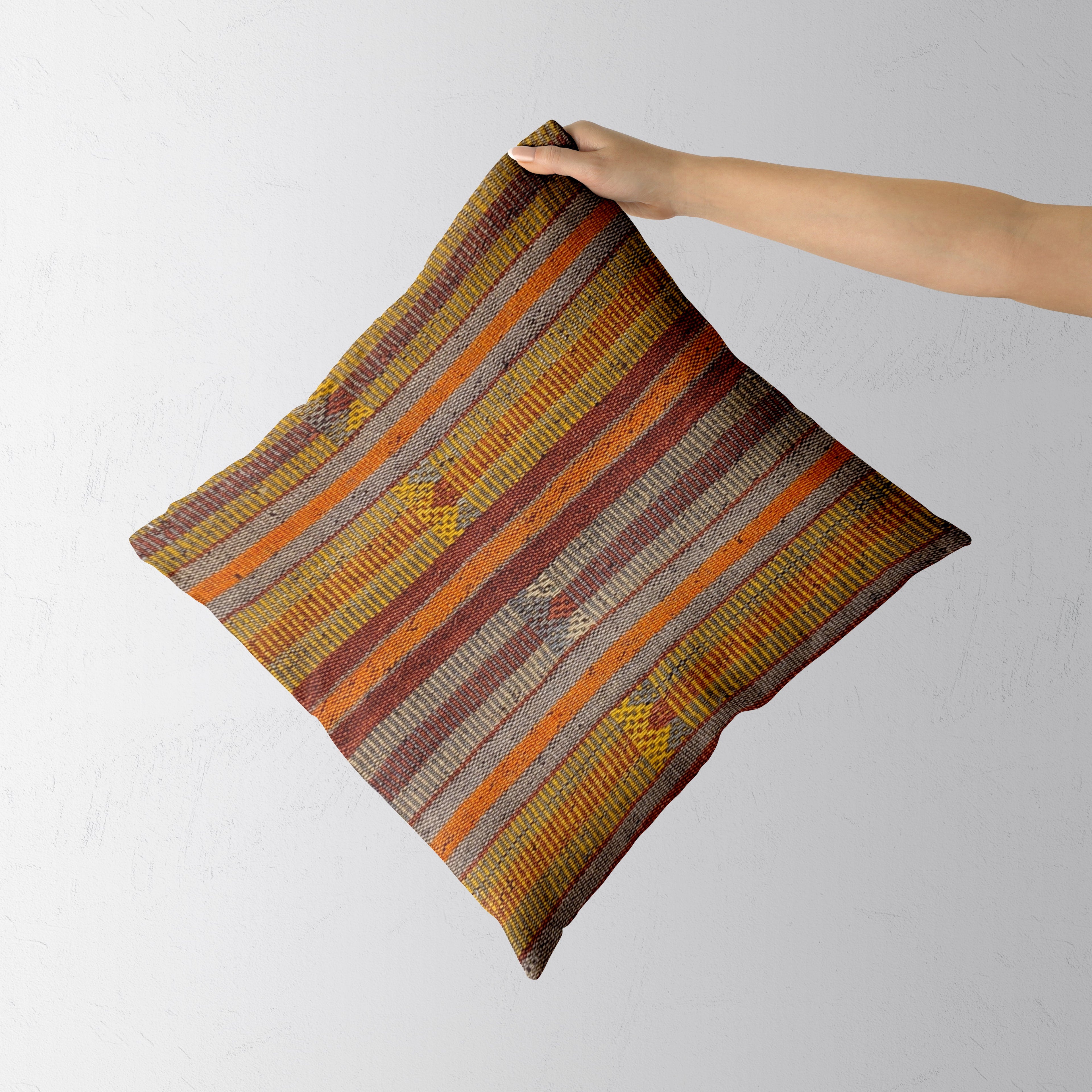Turkish Kilim Vintage Cushion Cover - 40 x 40 cm