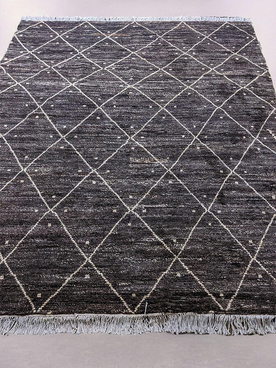 Amara Hand Knotted Rug - 272 × 156 cm (8'11" x 5'1")