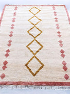 Fantasy Hand Knotted Rug - 186 x 129 cm