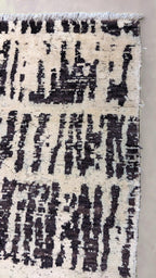 Tuareg Hand Knotted Rug - 305 x 244 cm