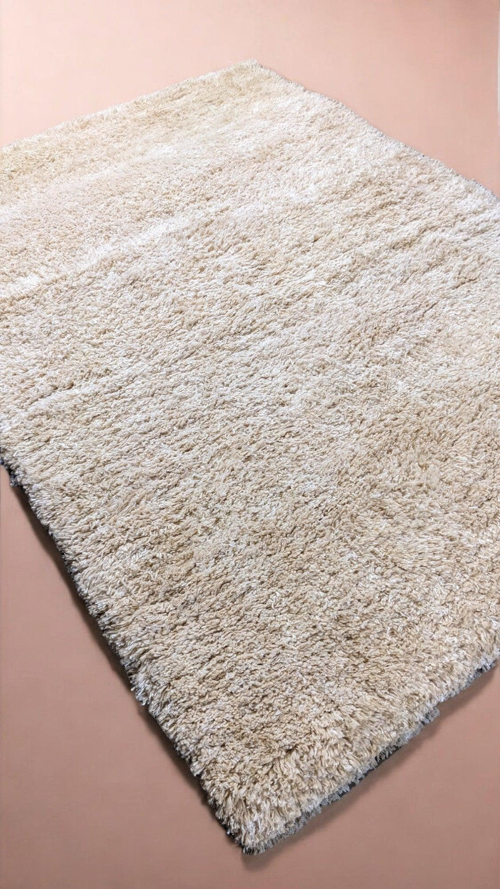 Axiom Shaggy Hand Knotted Rug - 275 x 196 cm