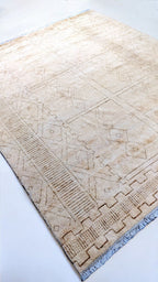 Florea Hand Knotted Rug - 314 x 253 cm
