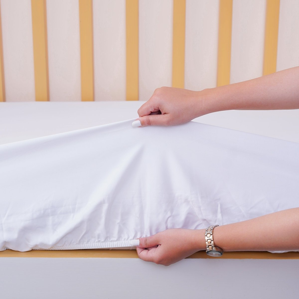 Ackly Bamboo - White Cot Bed Size Fitted Sheet