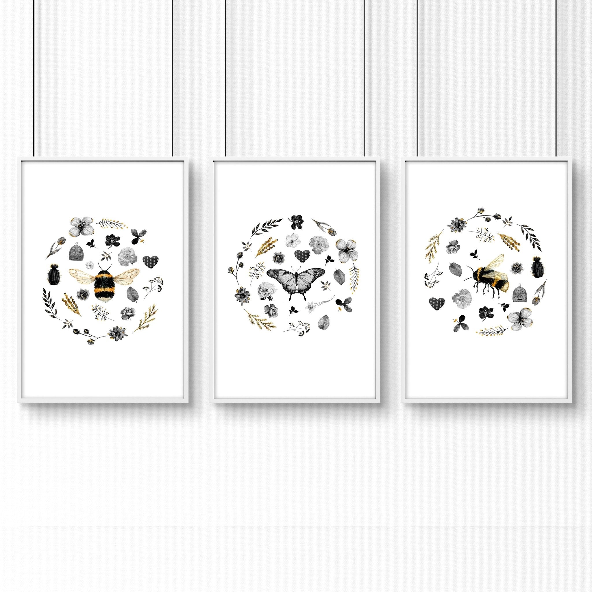 Bee wall hanging | Set of 3 pictures for entryway