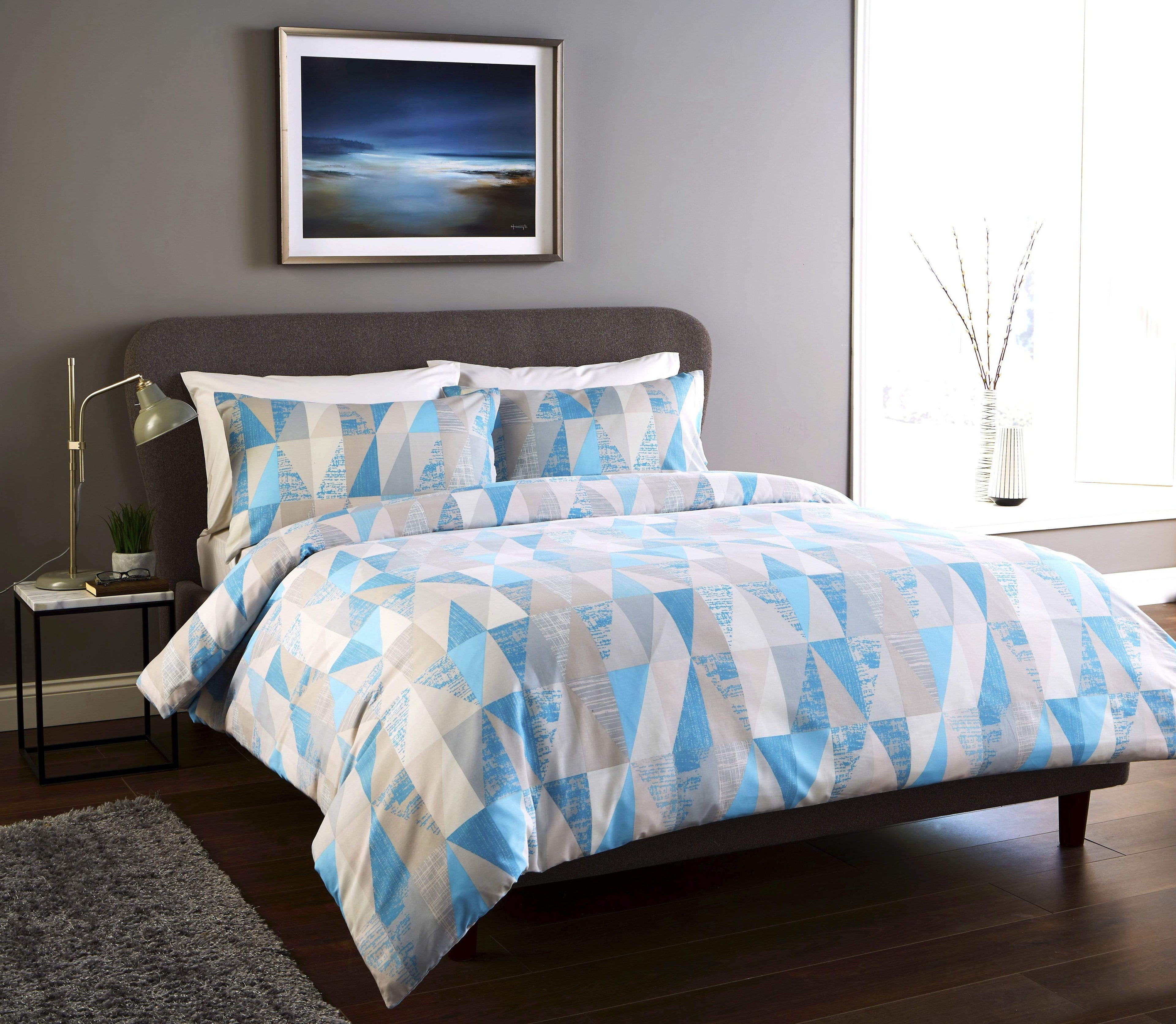 OLIVIA ROCCO Geo Design Cotton Rich Duvet Set Super Soft OEKO TEX Certified Ideal for Bedroom Decor Available in Single Double King Sizes - Nest UK