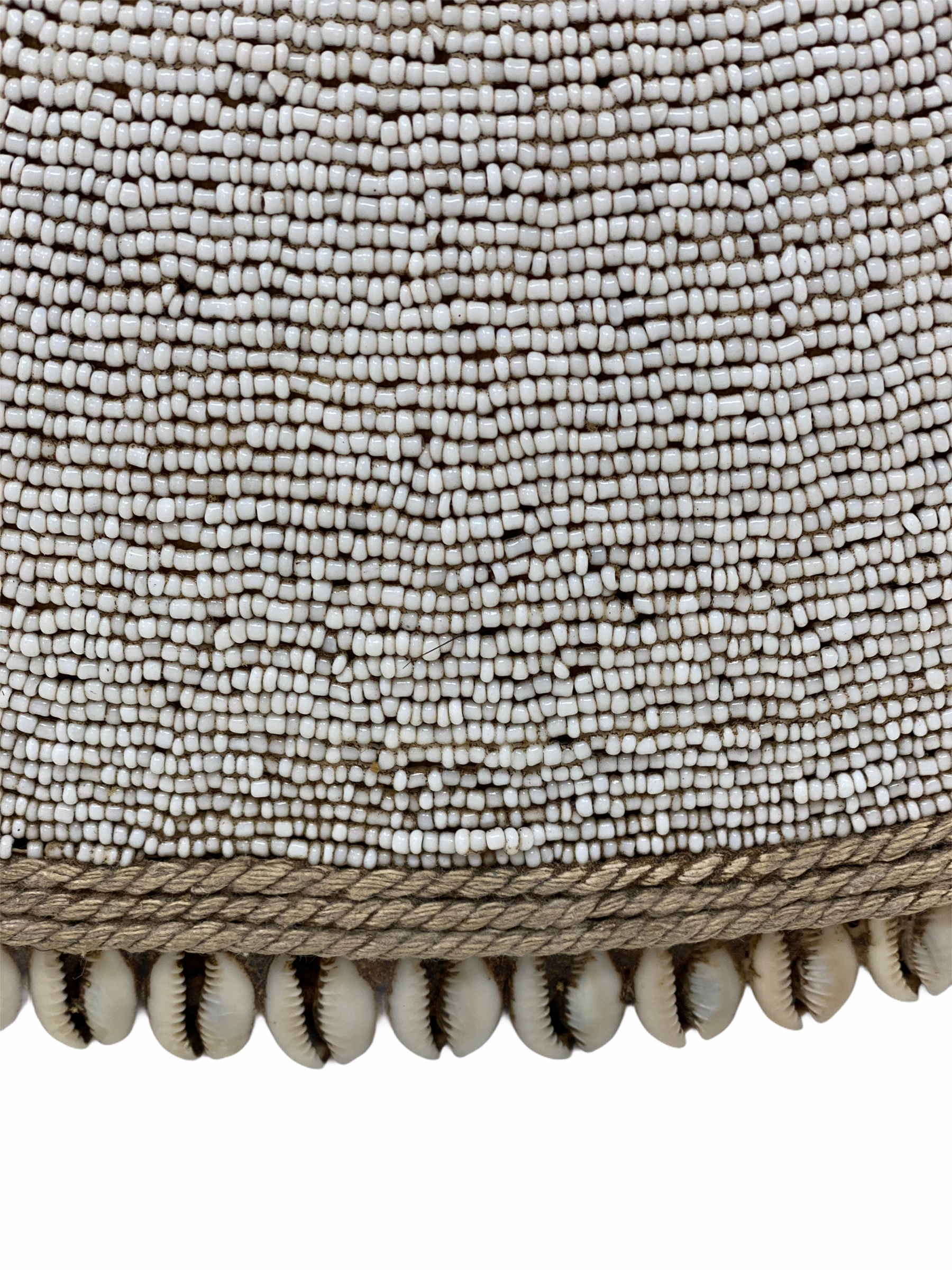 Cameroon Shield -  L - 55cm - White