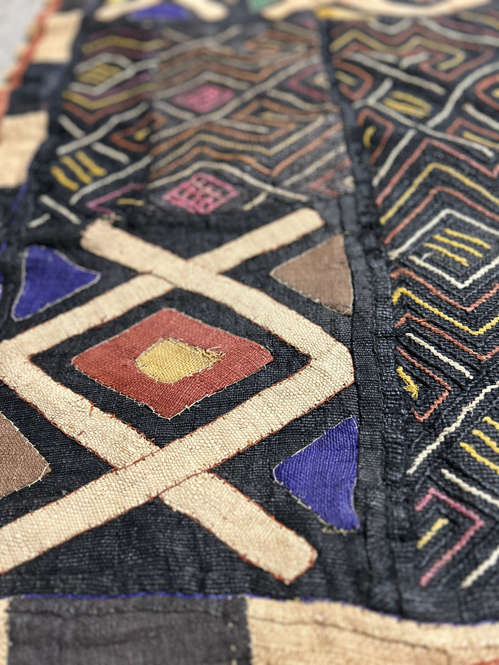 Kuba cloth - Democratic Republic of Congo 89B.01