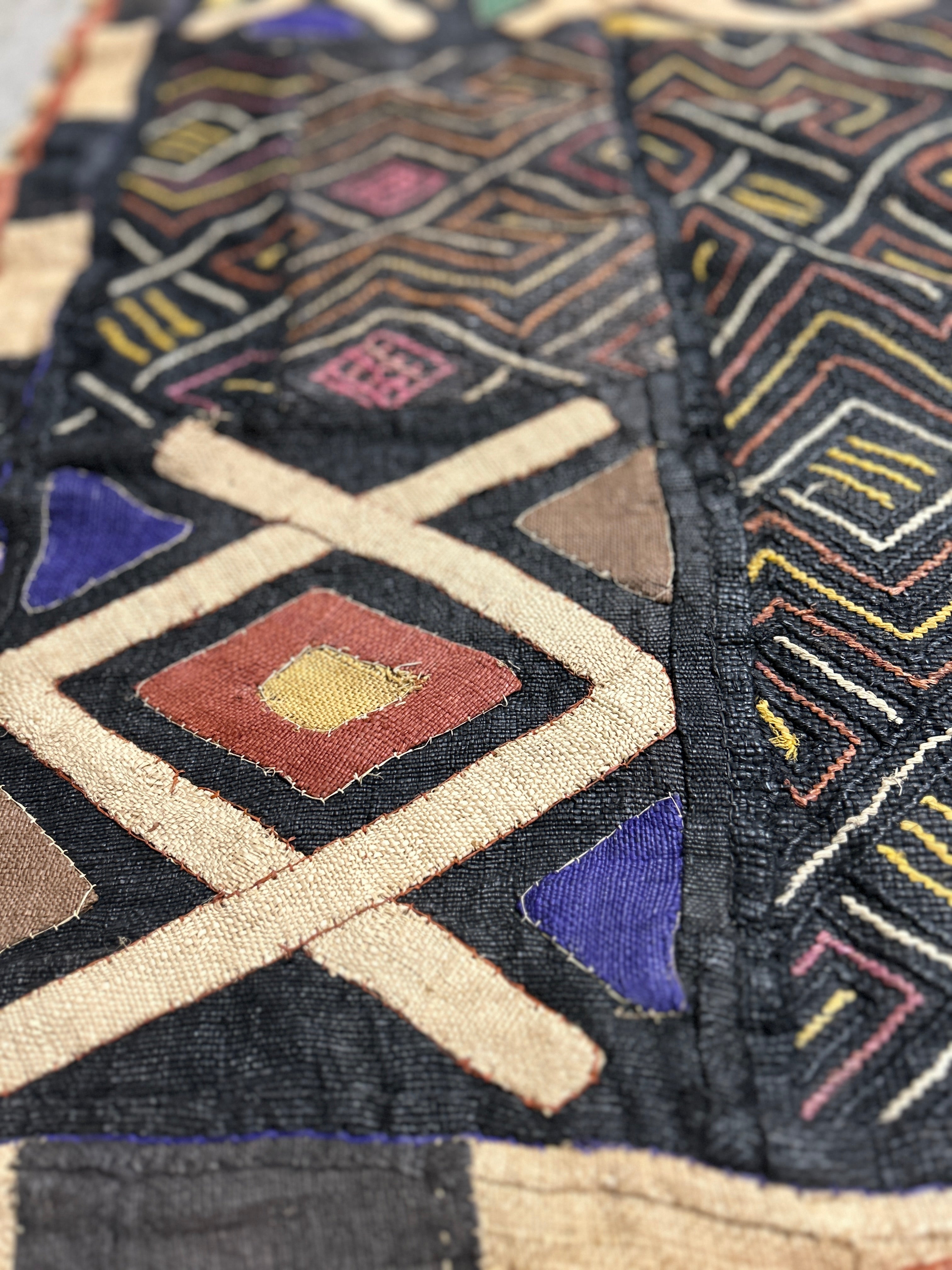 Kuba cloth - Democratic Republic of Congo 89B.01