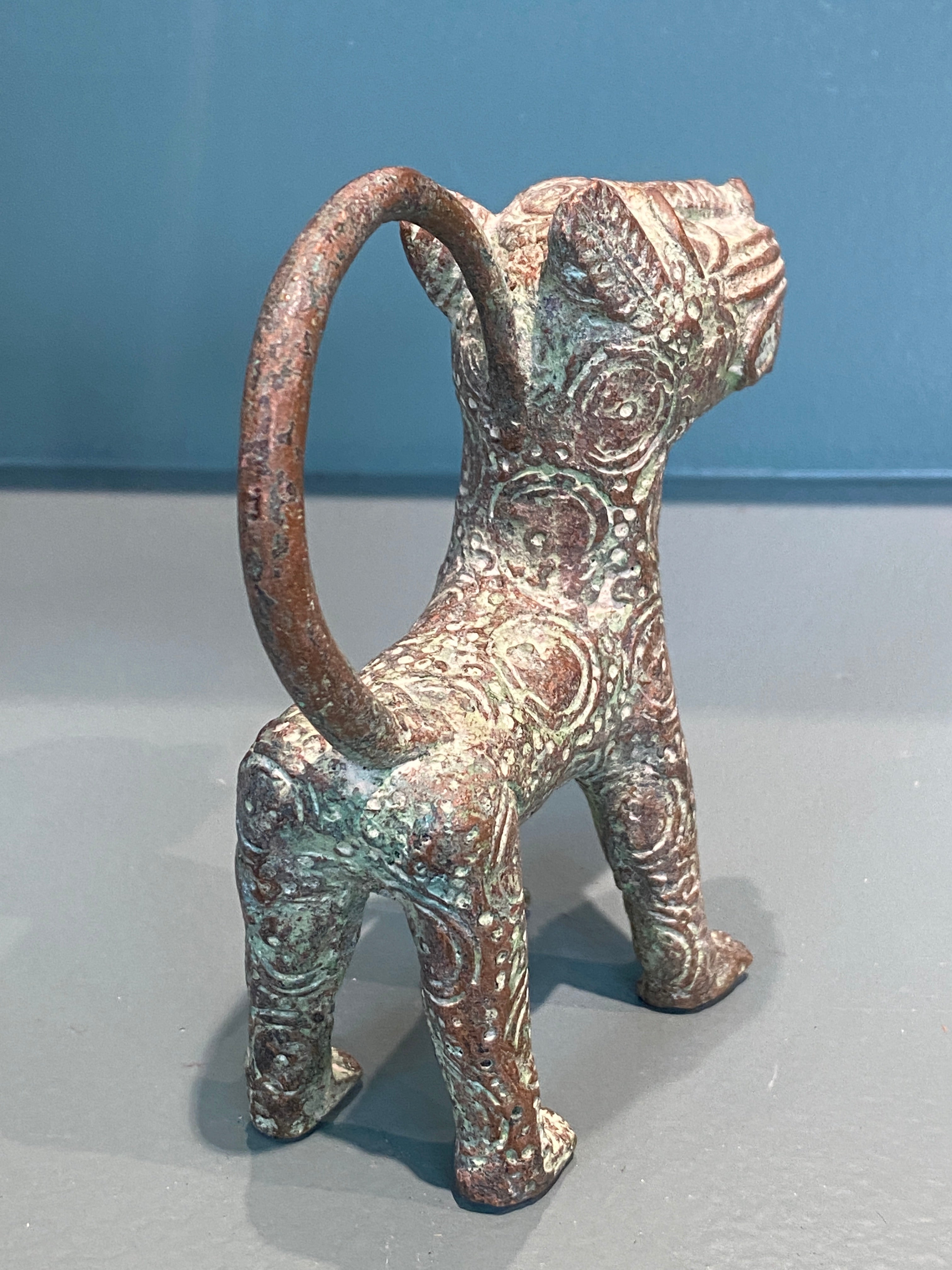 Benin Leopard sculpture - Bronze (56.07)